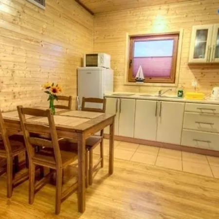 In Mielno Mit Grill Tatil Evi *